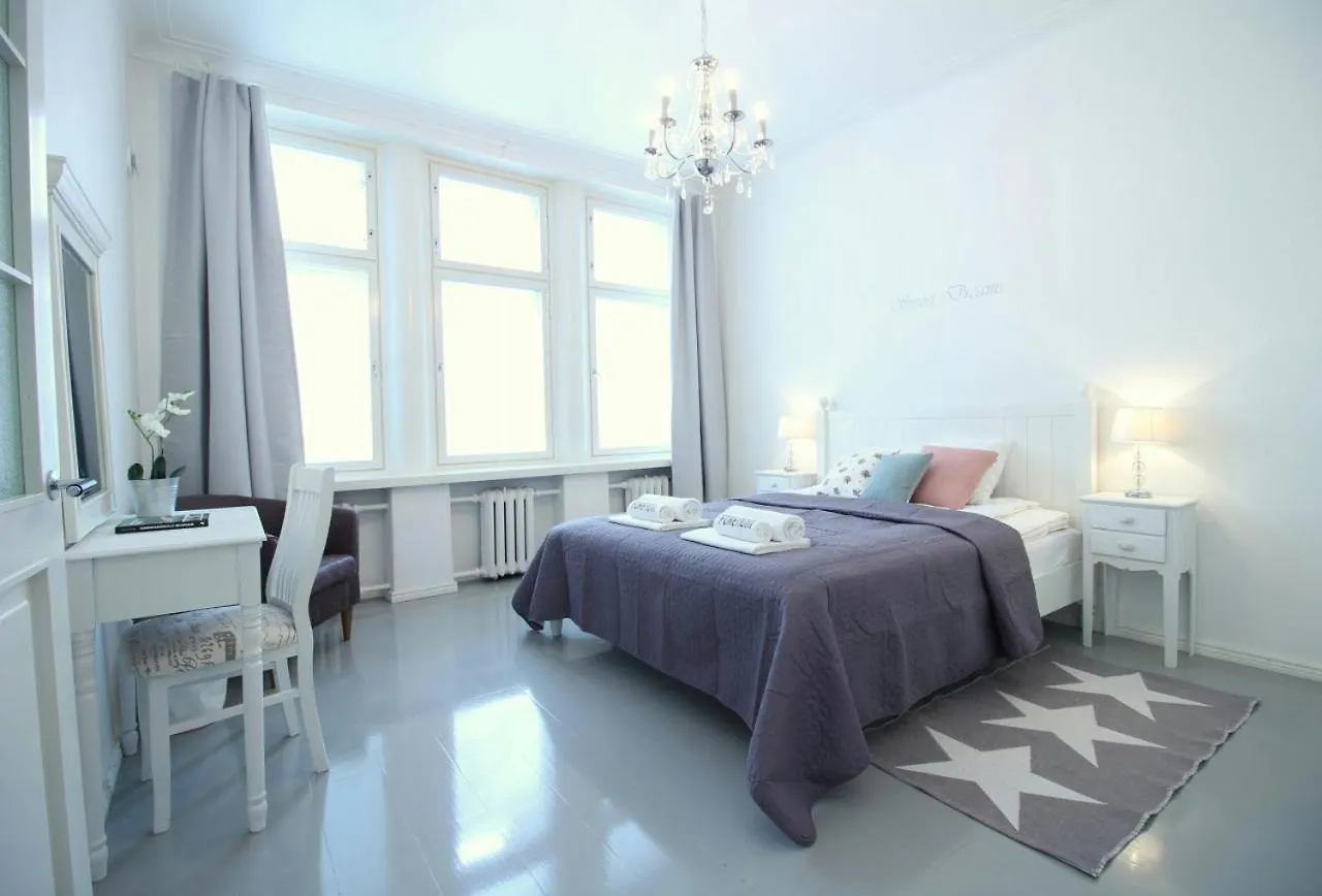 Central Apartment For 4 With Sauna In Toolo هلسنكي